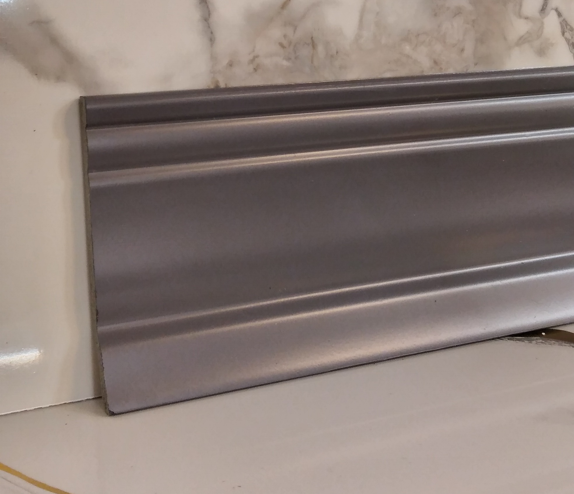 قرنیز مدرن9cm